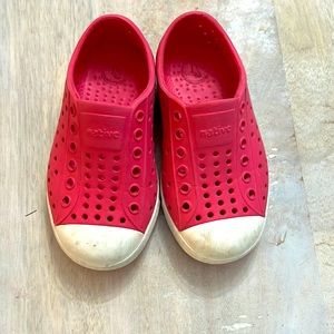 Children’s pink natives size 6